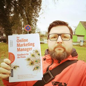 Online Marketing Manager 04